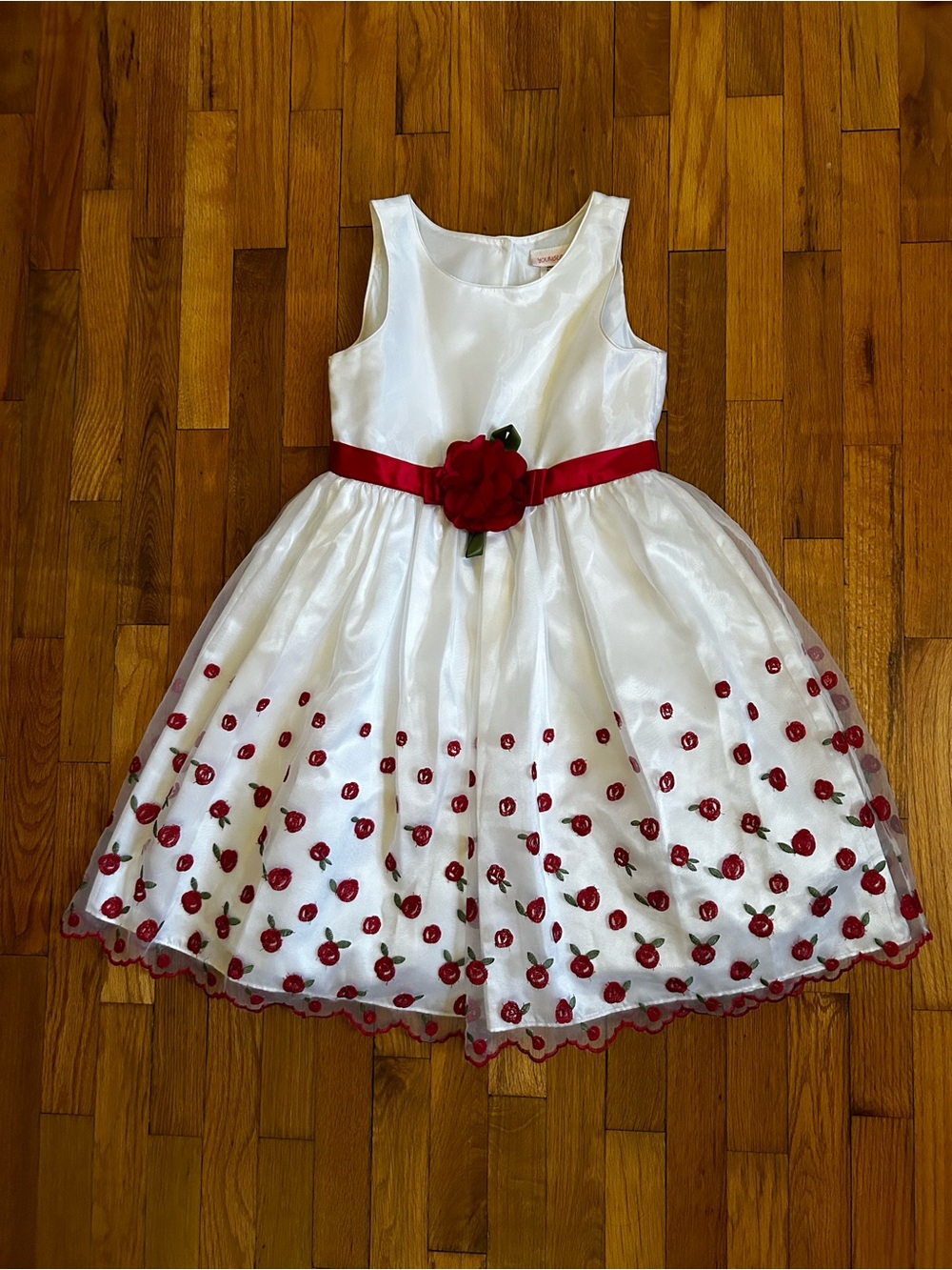 Youngland White Party Dress with Red Floral Belt and Rose Accents